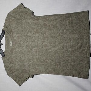 Athleta olive green snake skin print short‎ sleeve women's shirt size small